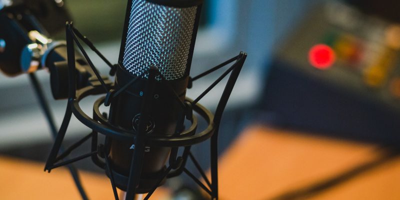 microphone-gd35298fa4_1920 microphone-gd35298fa4_1920